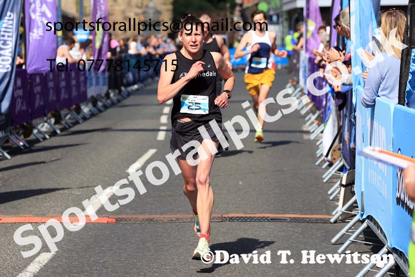 The 2024 Morpeth 10k Road Race.  Photo: David T. Hewitson/Sports for All Pics